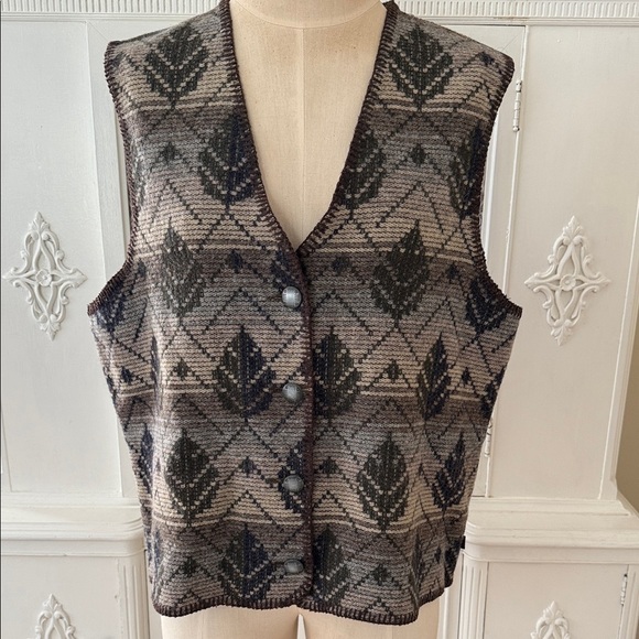Vintage Woolrich Aztec Wool Vest - Picture 1 of 11
